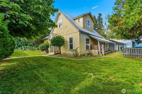 5601 Airport Road Cashmere WA 98815