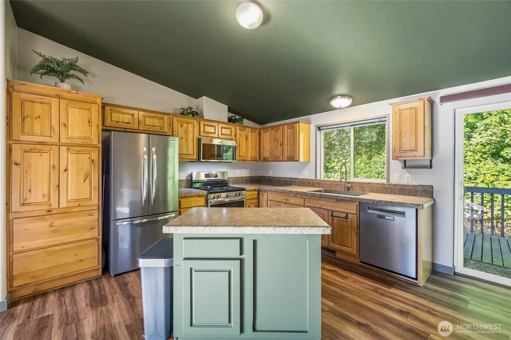 19643 Evergreen Lane Sedro Woolley WA 98284