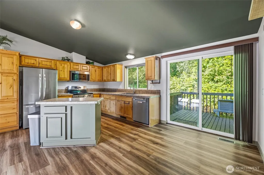 19643 Evergreen Lane Sedro Woolley WA 98284