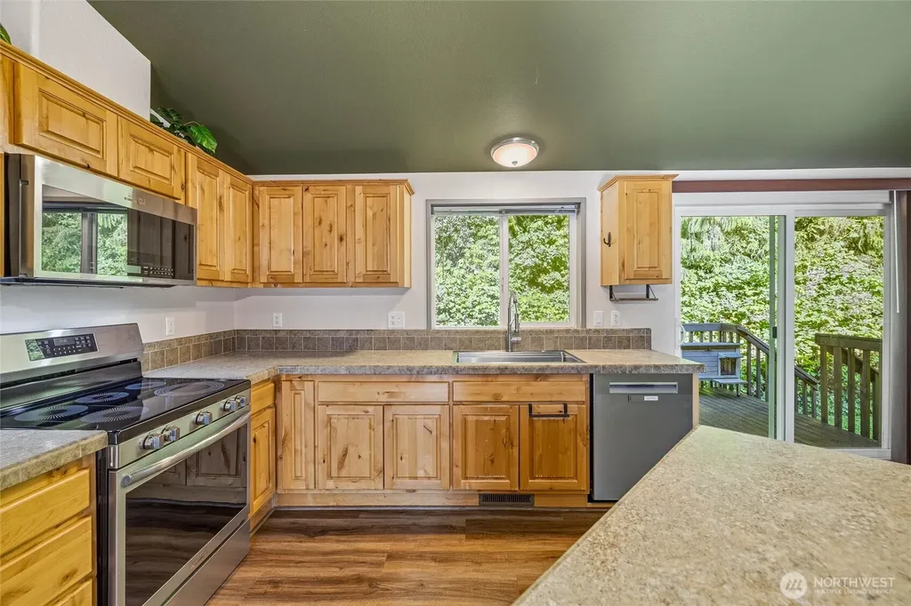 19643 Evergreen Lane Sedro Woolley WA 98284