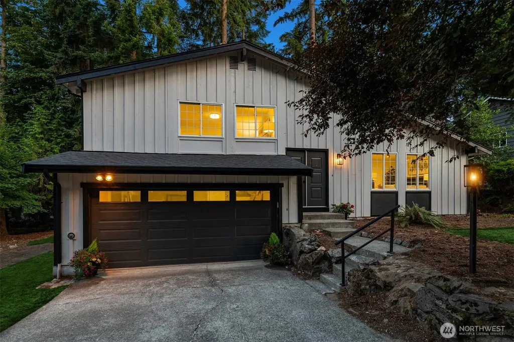 12523 NE 138th Place Kirkland WA 98034