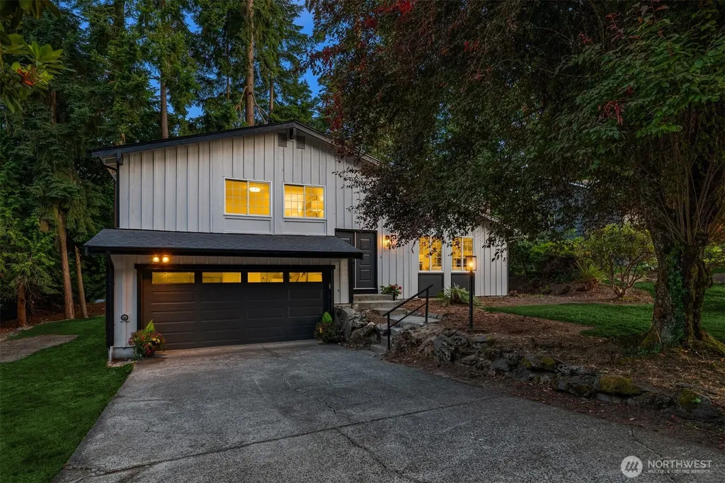 12523 NE 138th Place Kirkland WA 98034