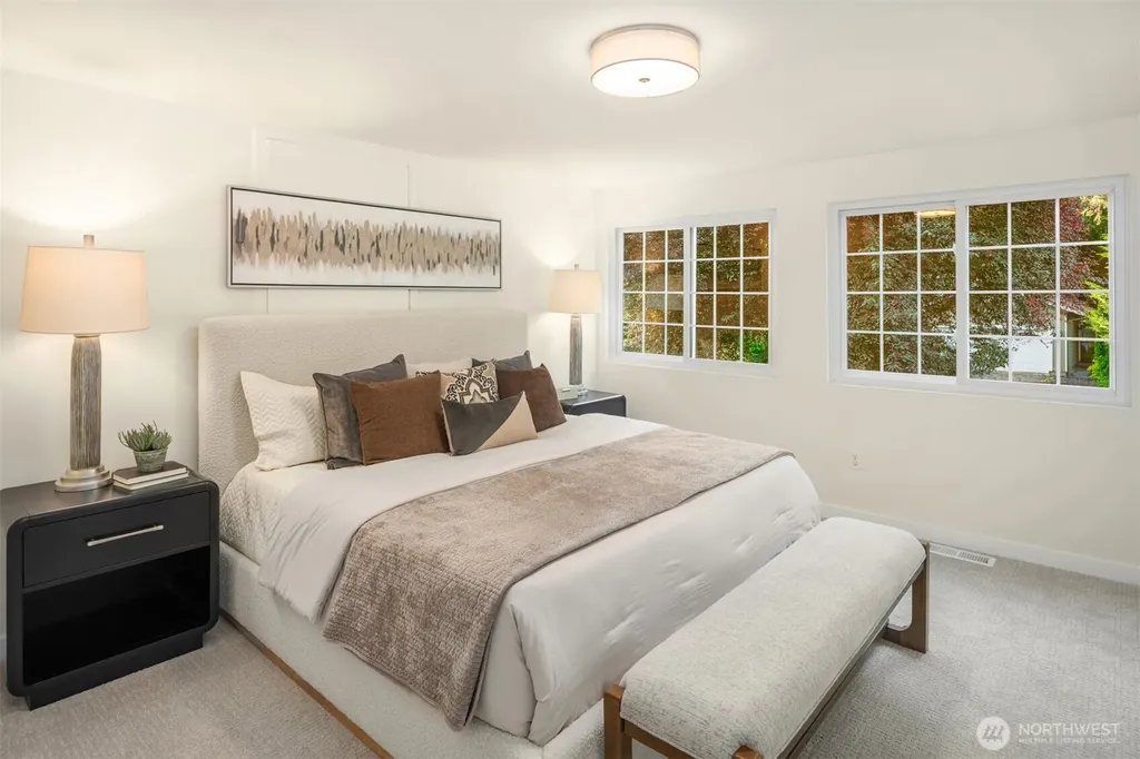 12523 NE 138th Place Kirkland WA 98034