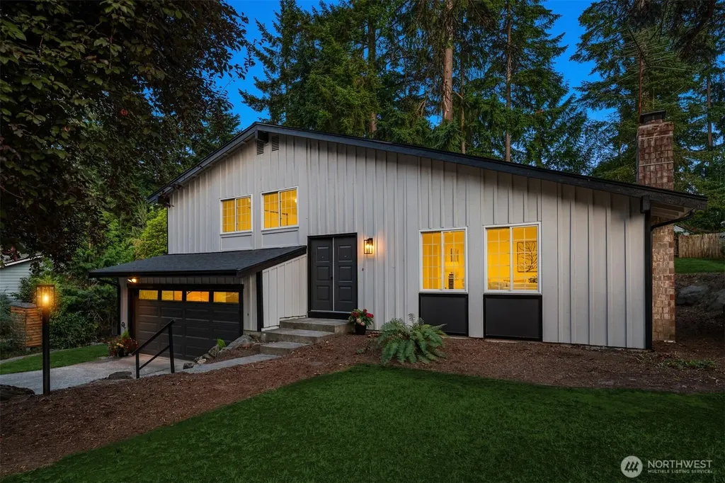 12523 NE 138th Place Kirkland WA 98034
