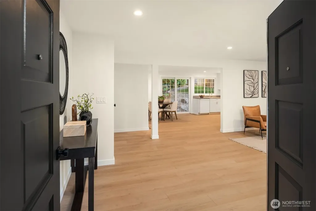 12523 NE 138th Place Kirkland WA 98034