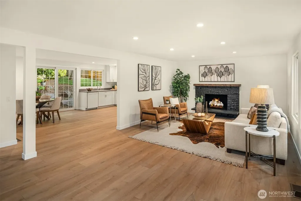 12523 NE 138th Place Kirkland WA 98034