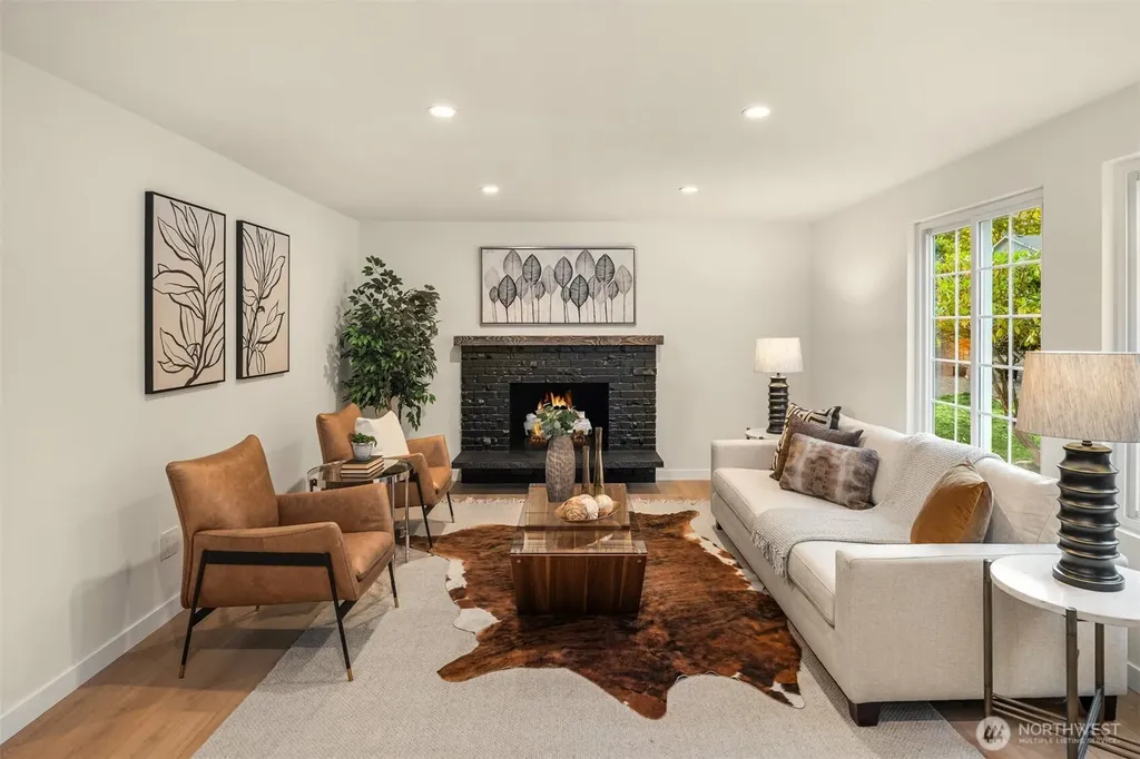 12523 NE 138th Place Kirkland WA 98034