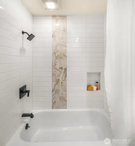 12523 NE 138th Place Kirkland WA 98034