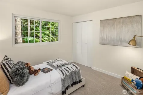 12523 NE 138th Place Kirkland WA 98034