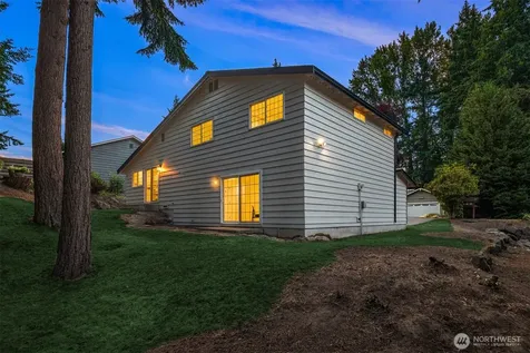 12523 NE 138th Place Kirkland WA 98034