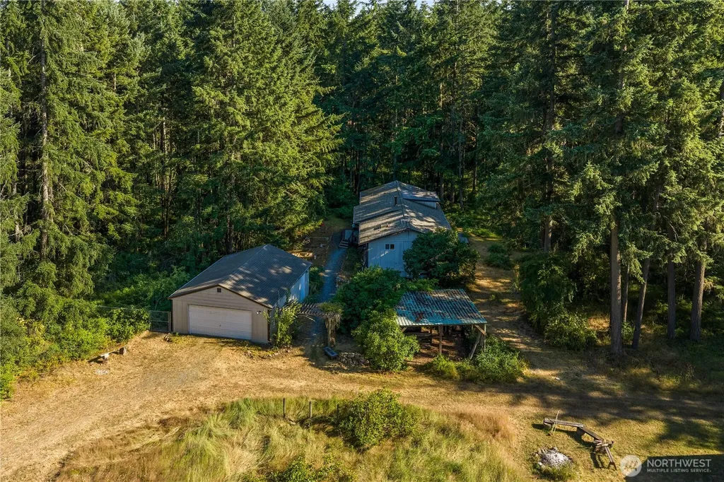8726 210th E Graham WA 98338