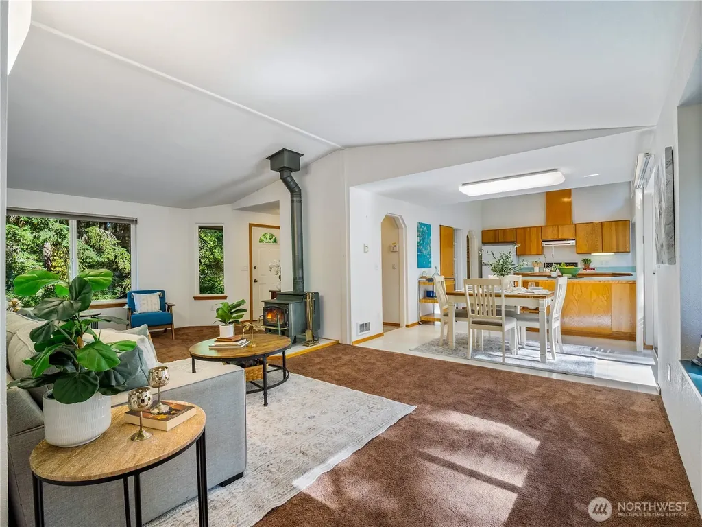 8726 210th E Graham WA 98338