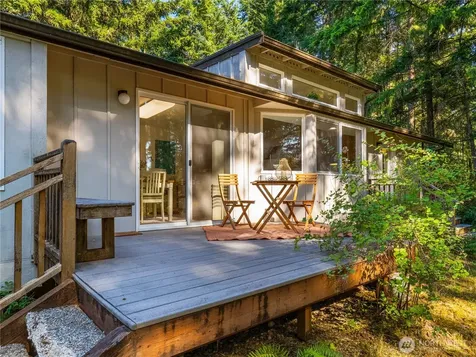 8726 210th E Graham WA 98338