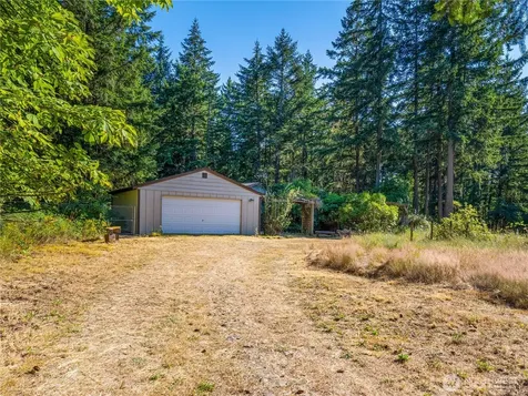 8726 210th E Graham WA 98338