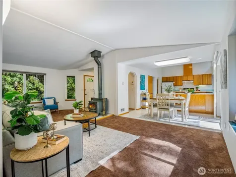 8726 210th E Graham WA 98338