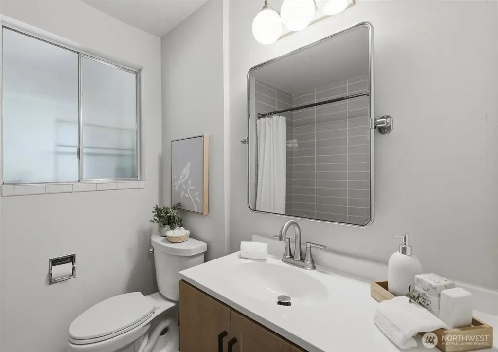 7524 Maltby Woodinville WA 98072