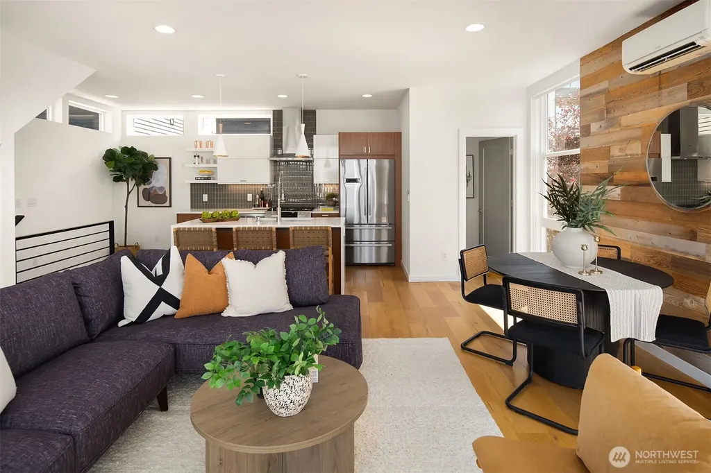 2723 Yale Terrace Avenue E Seattle WA 98102