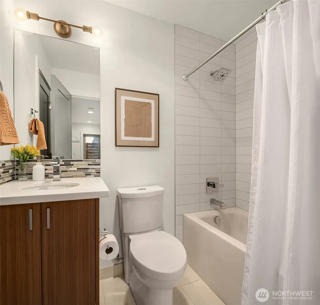 2723 Yale Terrace Avenue E Seattle WA 98102
