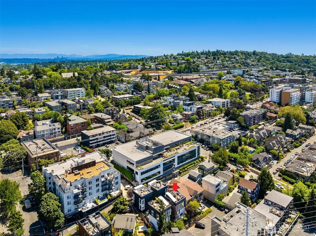 2723 Yale Terrace Avenue E Seattle WA 98102