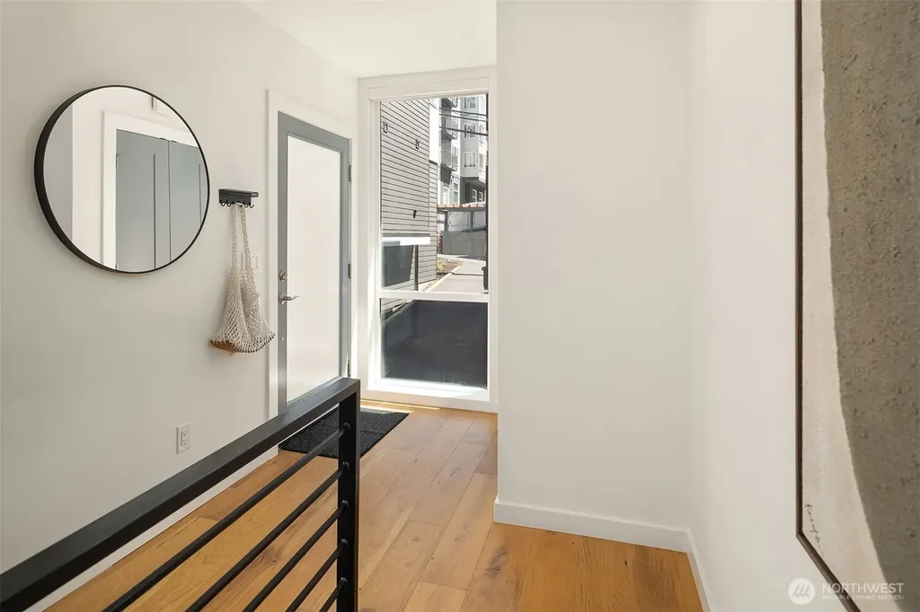 2723 Yale Terrace Avenue E Seattle WA 98102