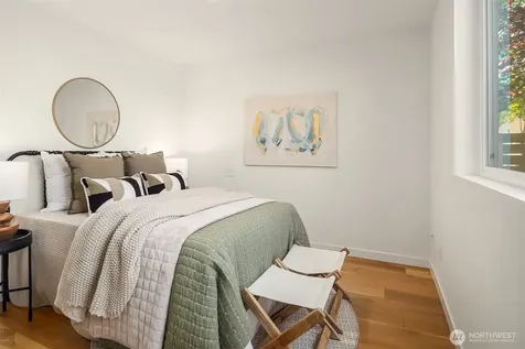 2723 Yale Terrace Avenue E Seattle WA 98102