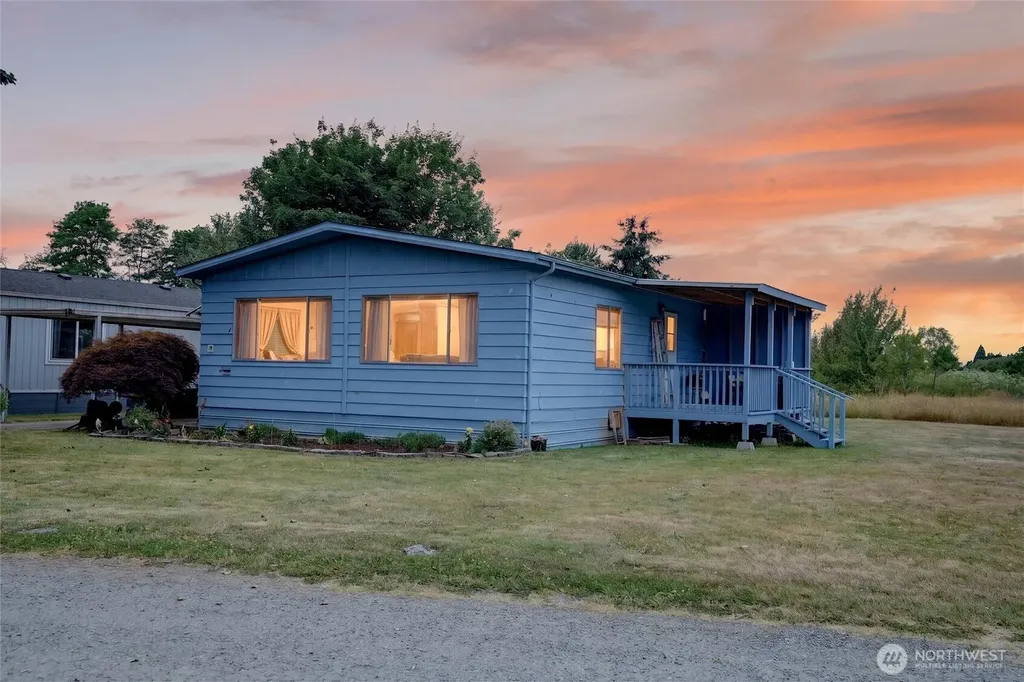 380 E Pole Road Lynden WA 98264