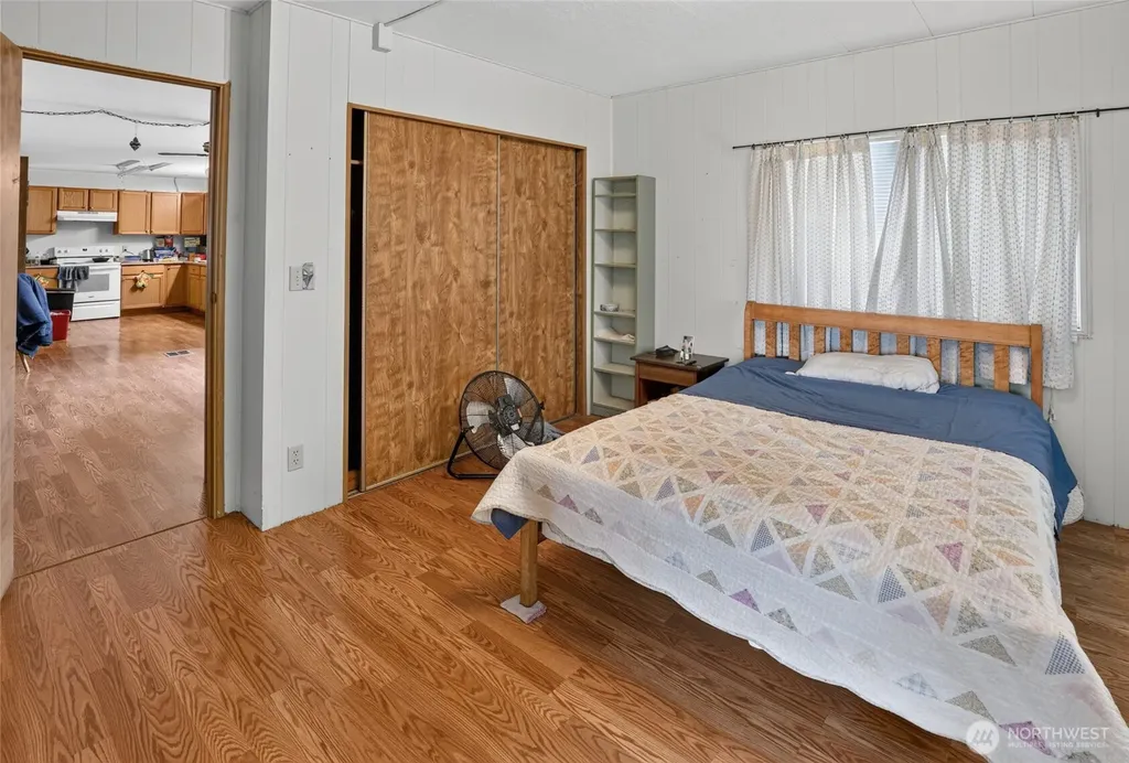 380 E Pole Road Lynden WA 98264
