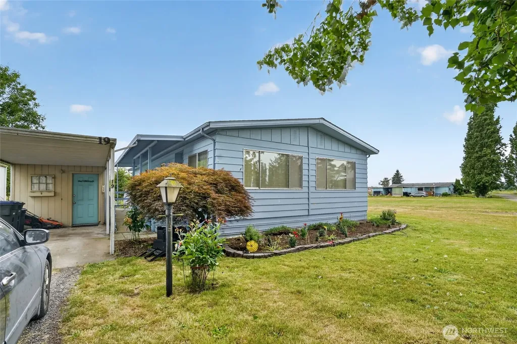 380 E Pole Road Lynden WA 98264