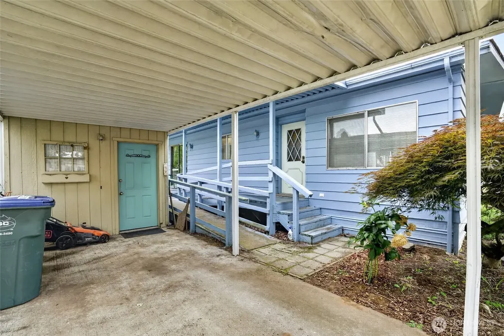380 E Pole Road Lynden WA 98264