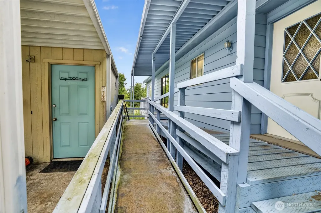 380 E Pole Road Lynden WA 98264