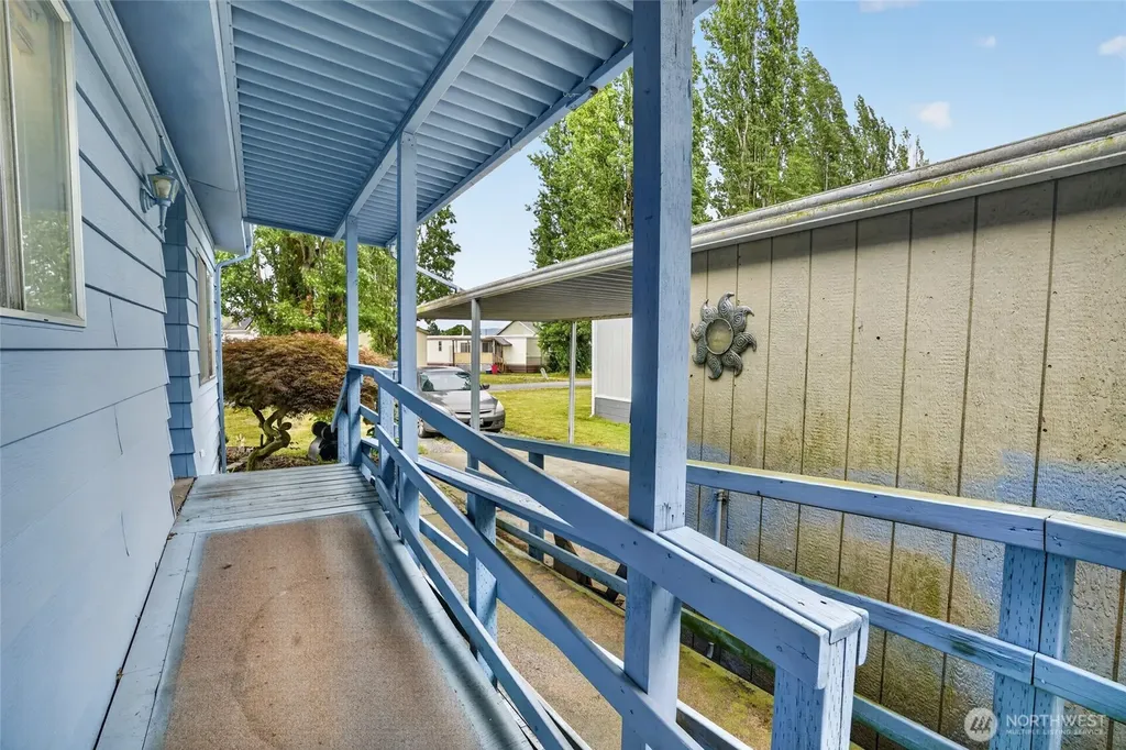 380 E Pole Road Lynden WA 98264