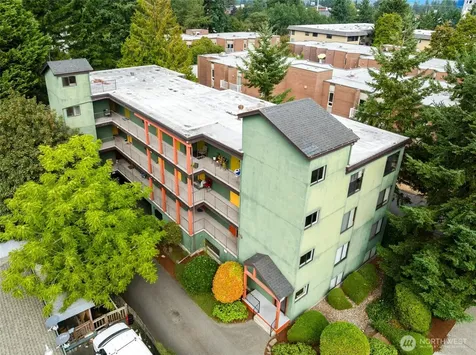 712 N 143rd Street Seattle WA 98133