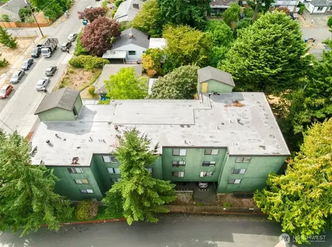 712 N 143rd Street Seattle WA 98133