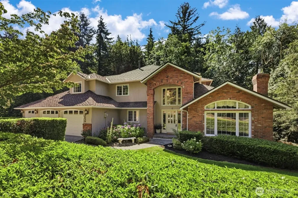 14330 178th Lane NE Woodinville WA 98072
