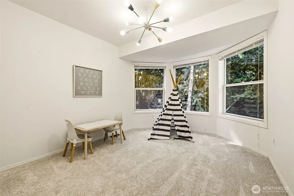 14330 178th Lane NE Woodinville WA 98072