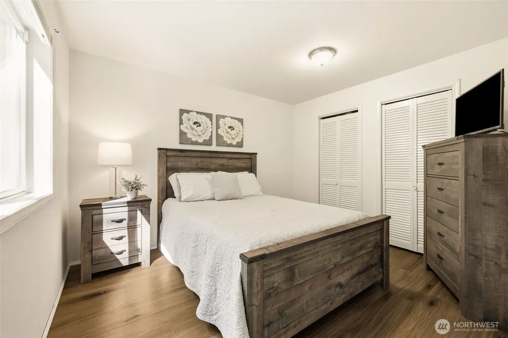 14330 178th Lane NE Woodinville WA 98072
