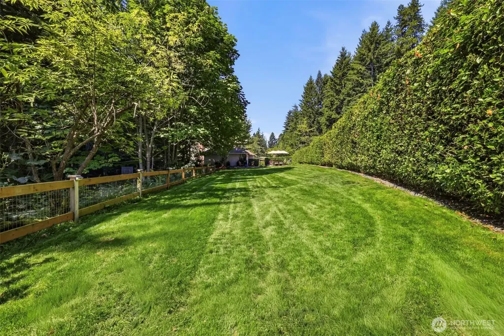 14330 178th Lane NE Woodinville WA 98072