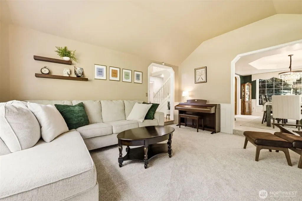 14330 178th Lane NE Woodinville WA 98072