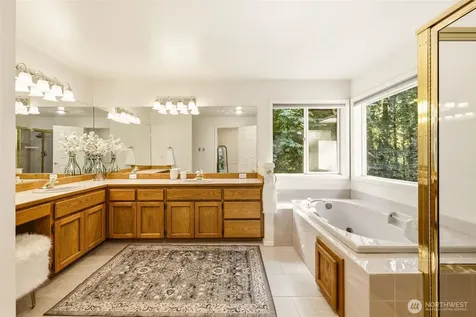14330 178th Lane NE Woodinville WA 98072