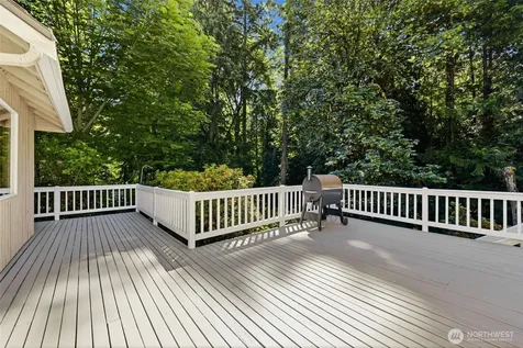 14330 178th Lane NE Woodinville WA 98072