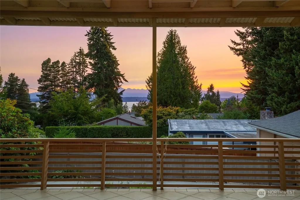 8957 188th Street SW Edmonds WA 98026