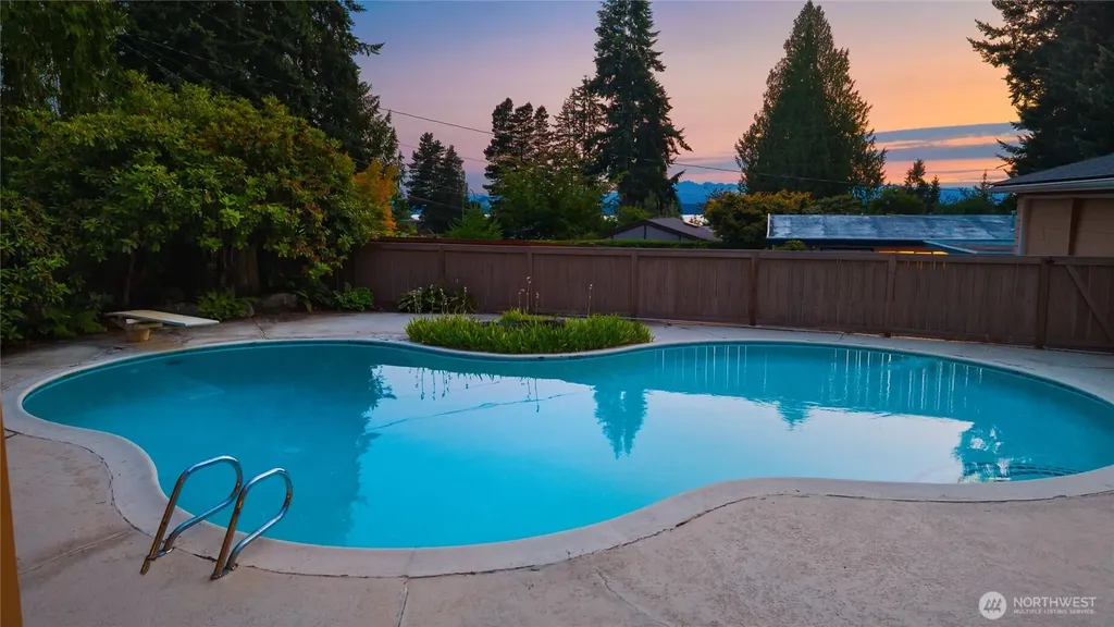 8957 188th Street SW Edmonds WA 98026