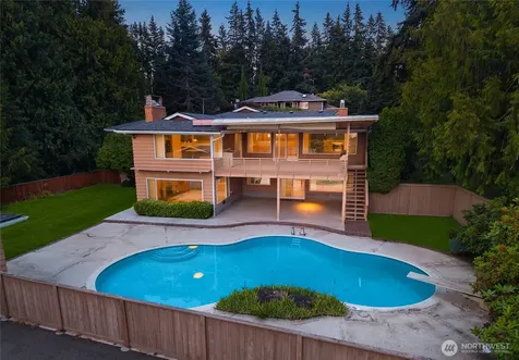 8957 188th Street SW Edmonds WA 98026