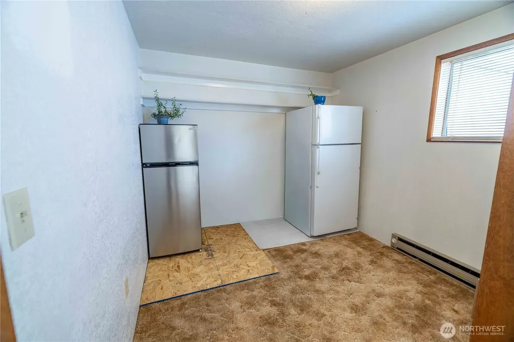 66 Boundary Point Road Oroville WA 98844