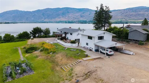 66 Boundary Point Road Oroville WA 98844