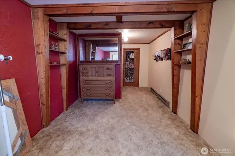 66 Boundary Point Road Oroville WA 98844
