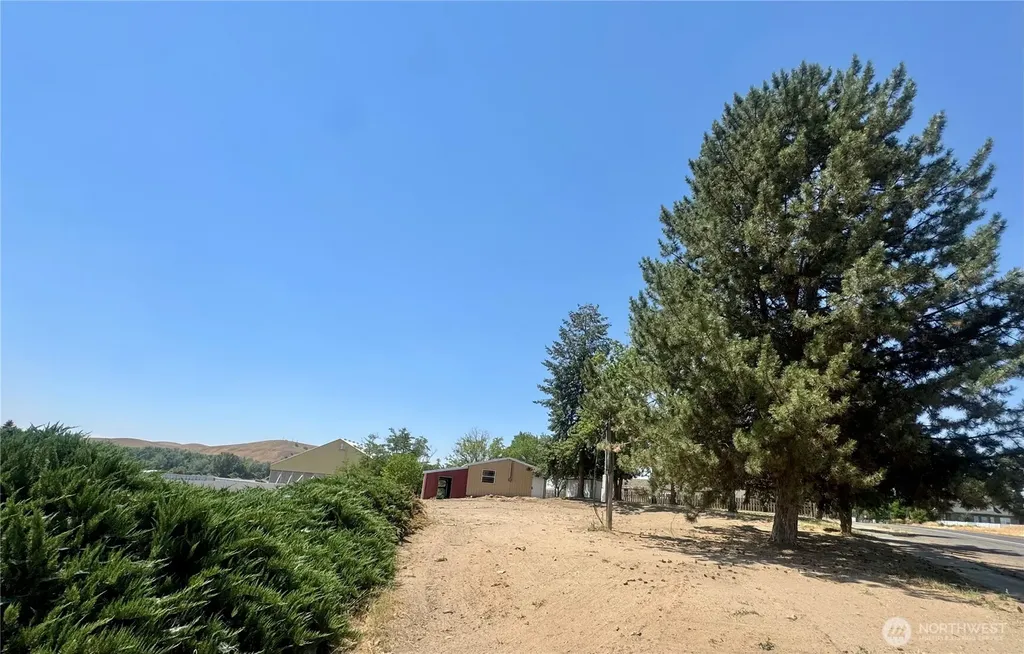 316 E 2nd Street Prescott WA 99348