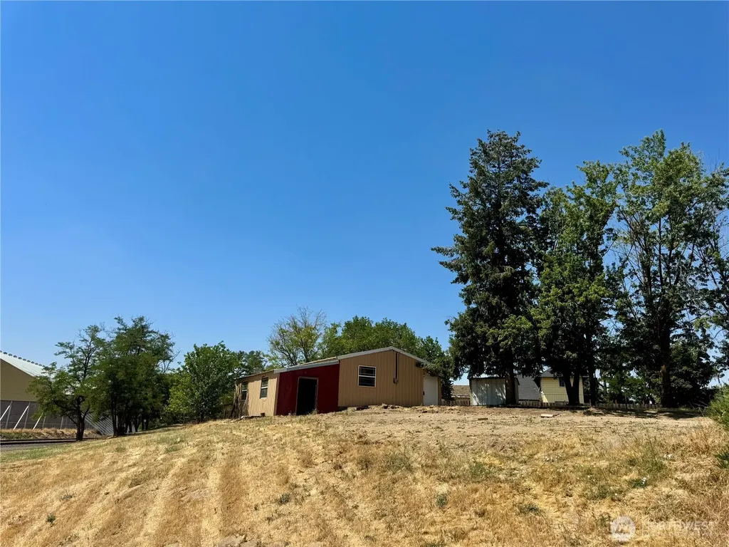 316 E 2nd Street Prescott WA 99348