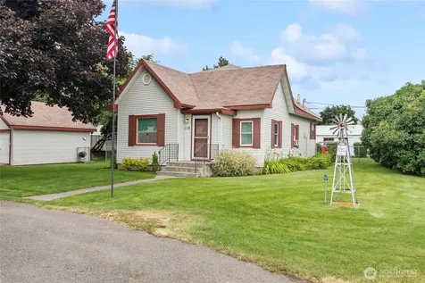 114 Logan Street Davenport WA 99122