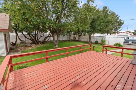 114 Logan Street Davenport WA 99122
